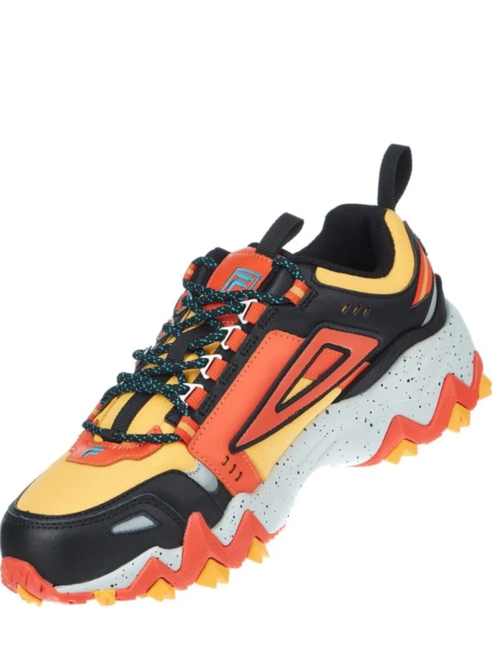 SOLD Fila Oakmont Men’s TR sneaker shoe with lugged, jagged  traction soles - Picture 16 of 16